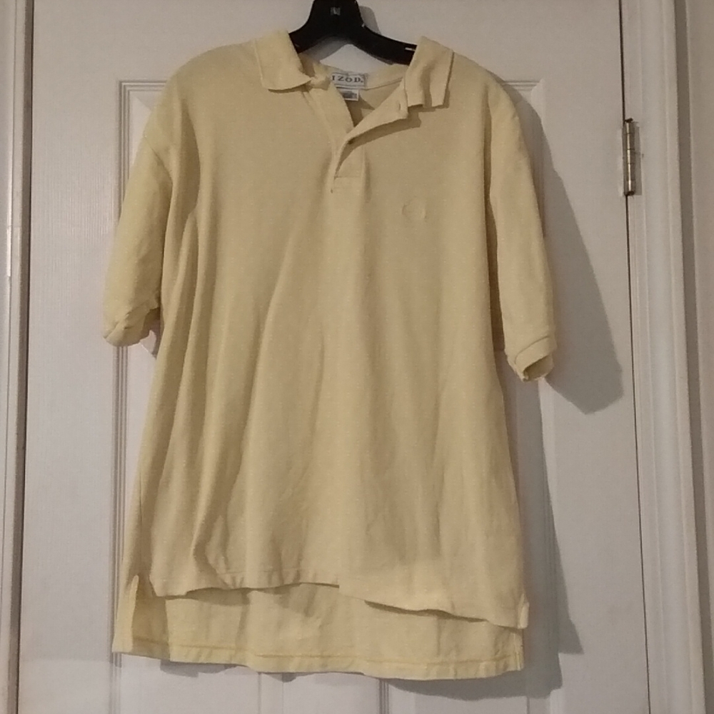 💫 Yellow 🟡 IZod Short Sleeve Shirt Medium